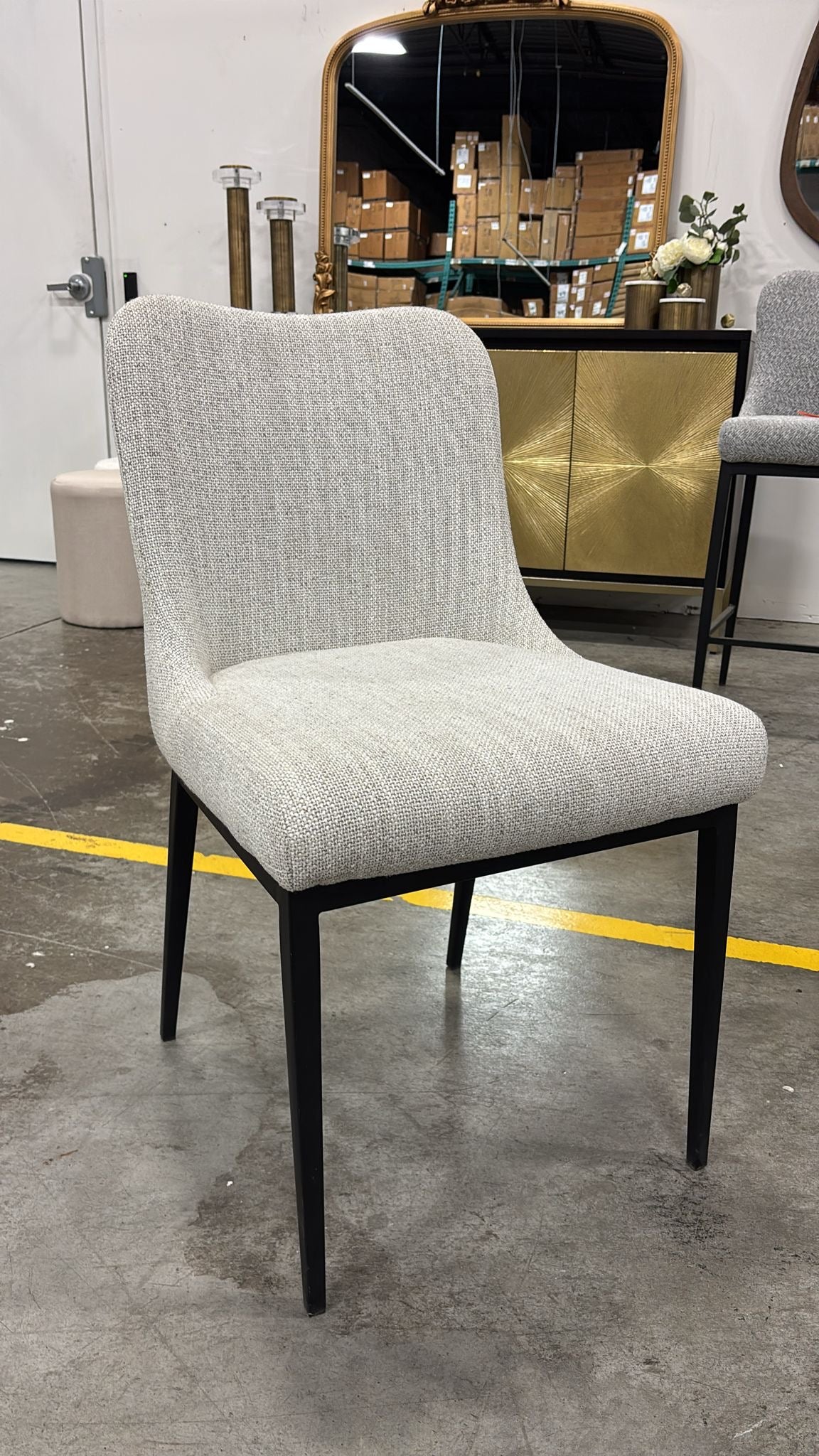 MAVERICK Dining Chair GY-DC-23C11 Fuzhou Light grey linen