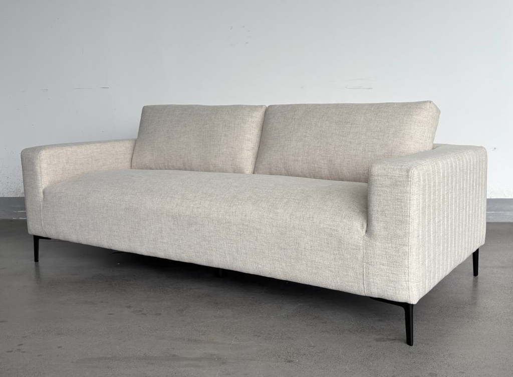 FRANCO 3-Seater GY-SF-8147BK Beige fabric Xabelle-4 BLACK LEGS
